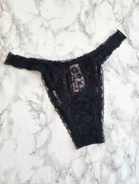 VICTORIA'S SECRET Floral Lace Brazilian Black Panty XL